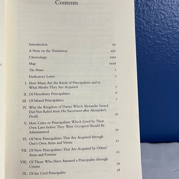 The Prince by Niccolo Machiavelli Second Edition book College Required Textbook - Picture 6 of 12